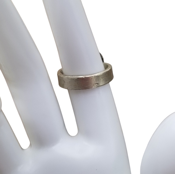 VINTAGE 1973 DIME RING WITH PEWTER BAND SIZE 7 - Picture 3 of 7